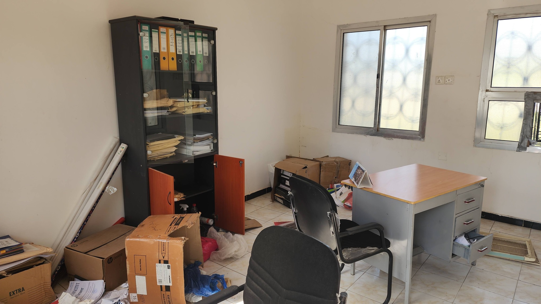 نهب مختبرات مؤسسة مياه عدن