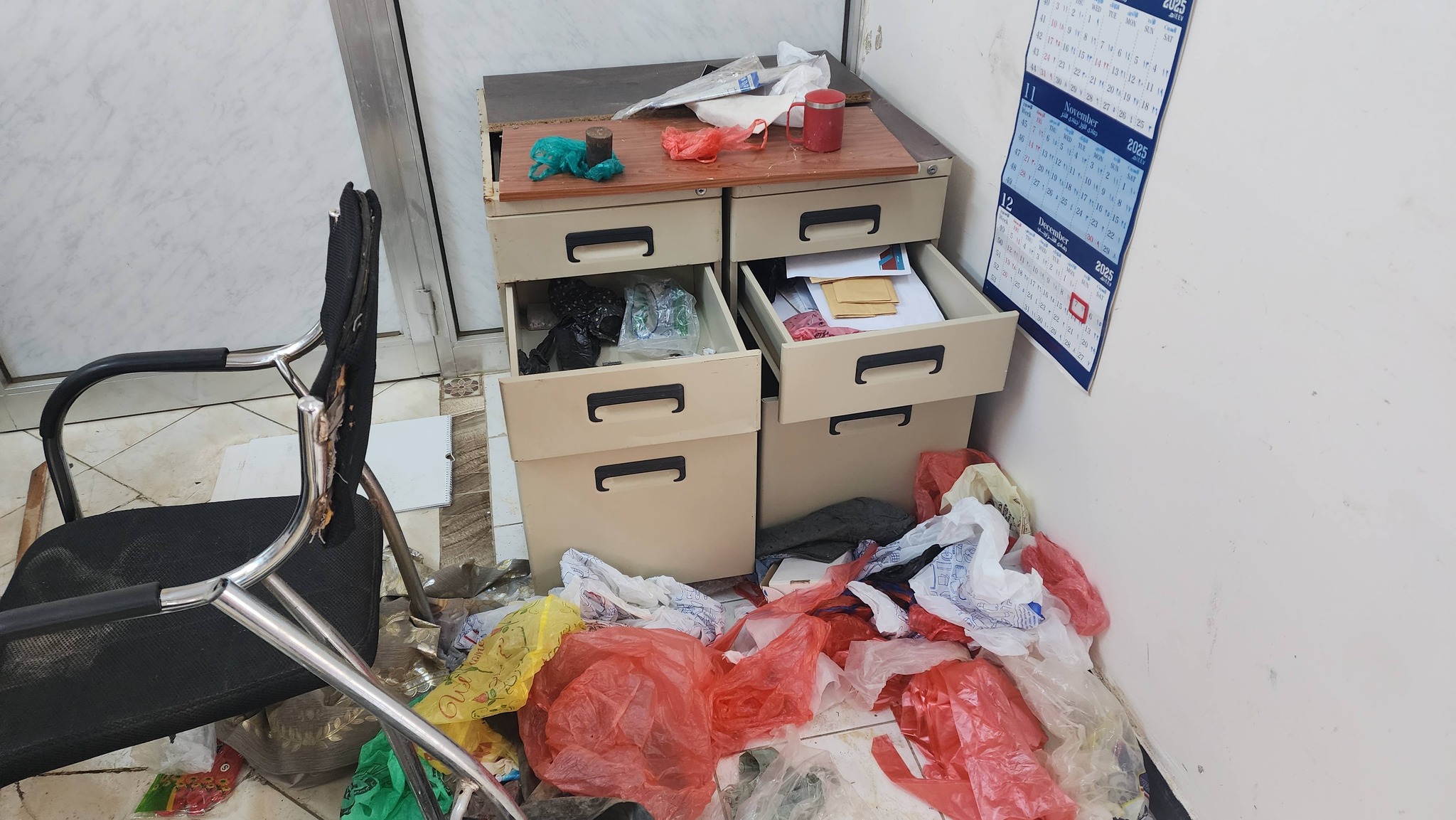 سرقة مختبر المياه في عدن