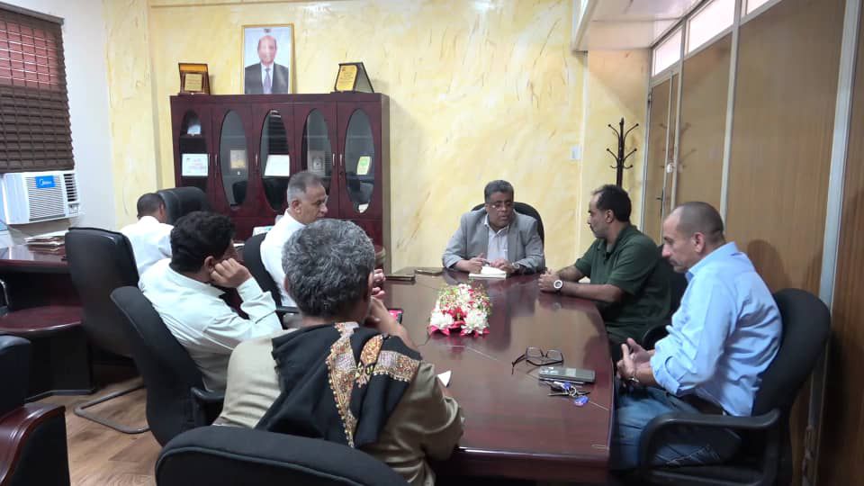 وكيل أول محافظة عدن يطلع على أوضاع خدمات المياه والصرف الصحي