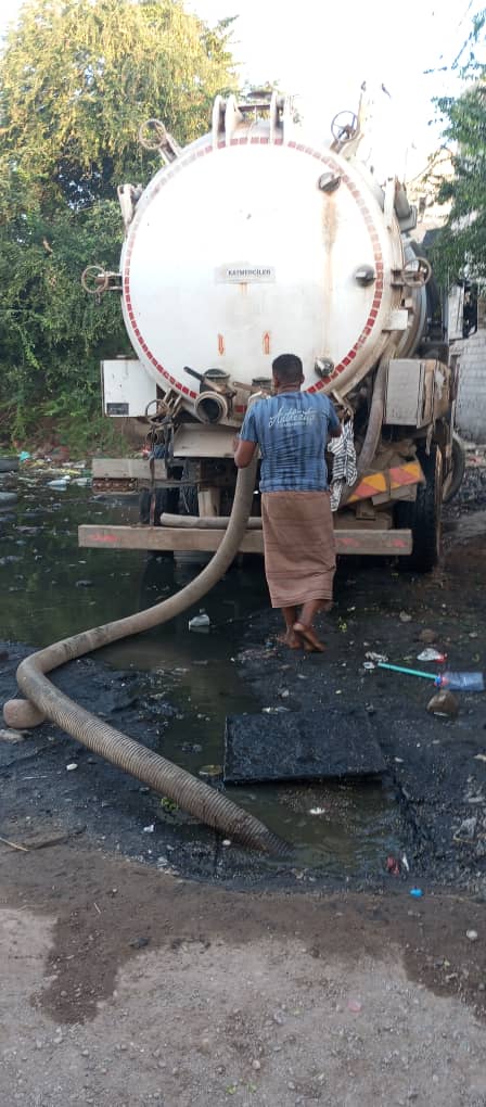 لصيانة شبكات الصرف الصحي  في مديرية الشيخ عثمان