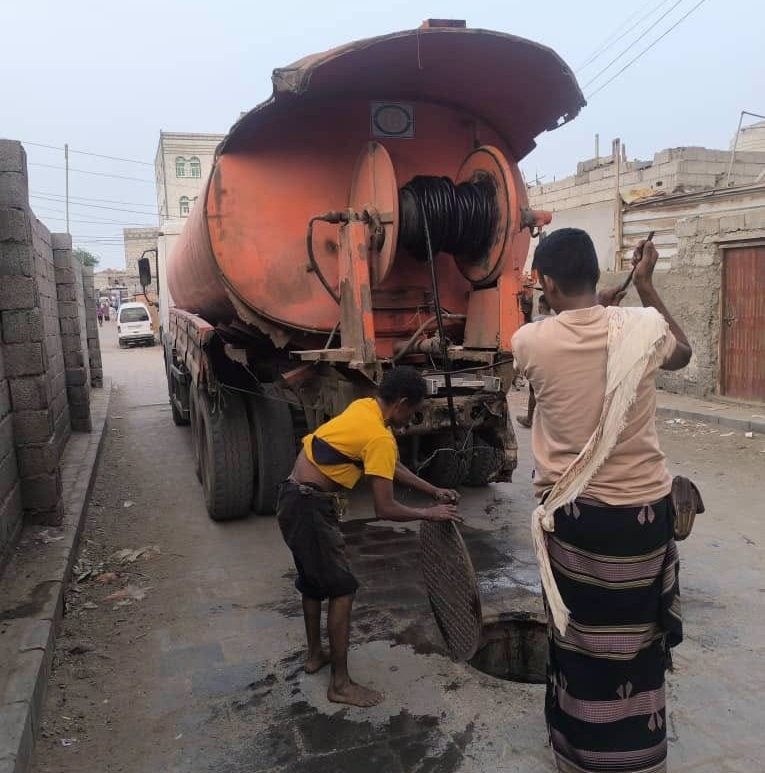 فتح انسدادلت في عدد من المديريات في عدن
